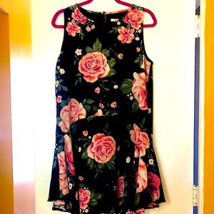 floral sleeveless dress🌺🌼💐